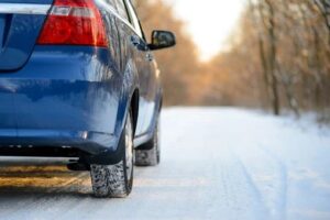 Checkliste für das Sicheres Autofahren im Winter: Wichtige Sicherheits massnahmen